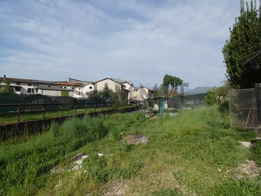 Immagine 27 di Villetta a schiera in vendita  a Schio