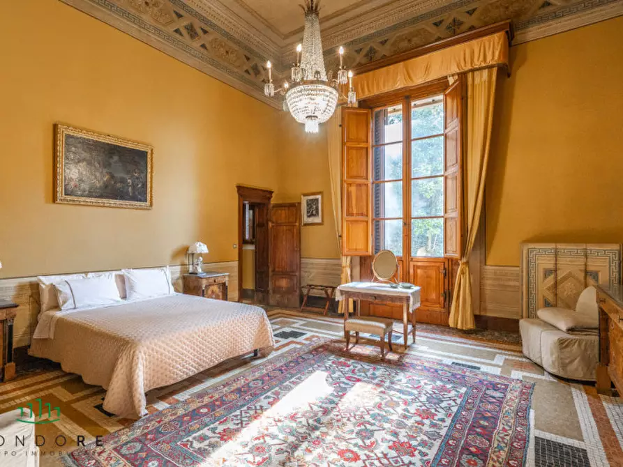 Immagine 2 di Villa in vendita  in Via Saragozza a Bologna