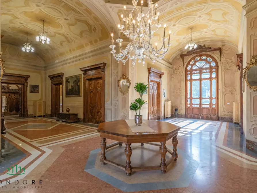 Immagine 16 di Villa in vendita  in Via Saragozza a Bologna