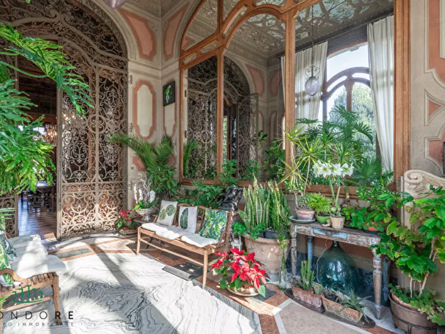 Immagine 28 di Villa in vendita  in Via Saragozza a Bologna