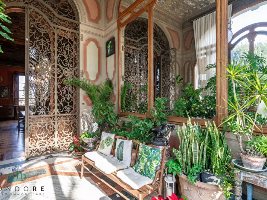 Immagine 34 di Villa in vendita  in Via Saragozza a Bologna