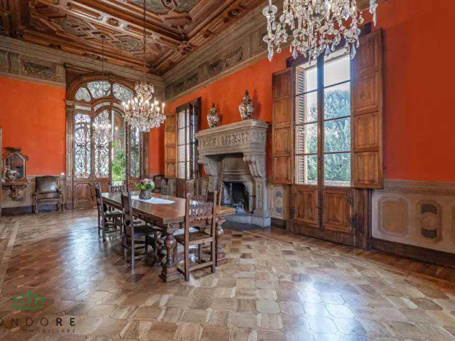 Immagine 45 di Villa in vendita  in Via Saragozza a Bologna