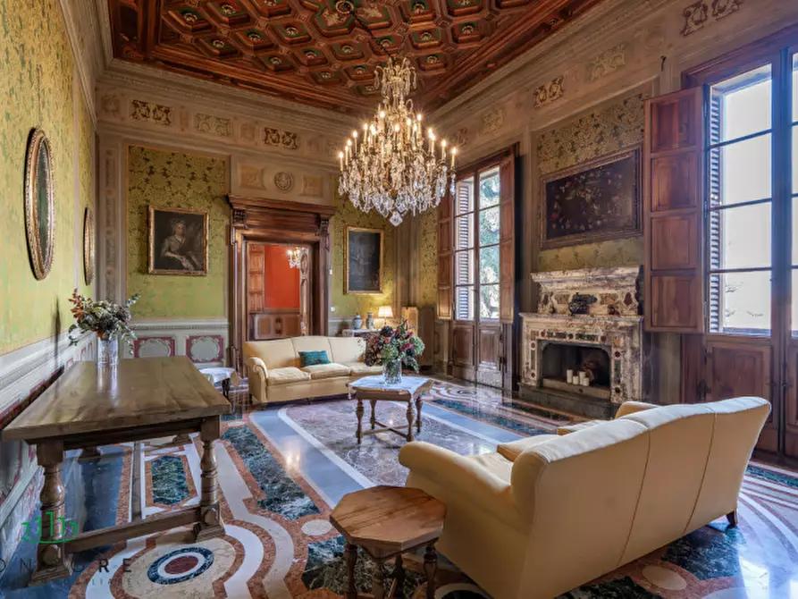 Immagine 63 di Villa in vendita  in Via Saragozza a Bologna