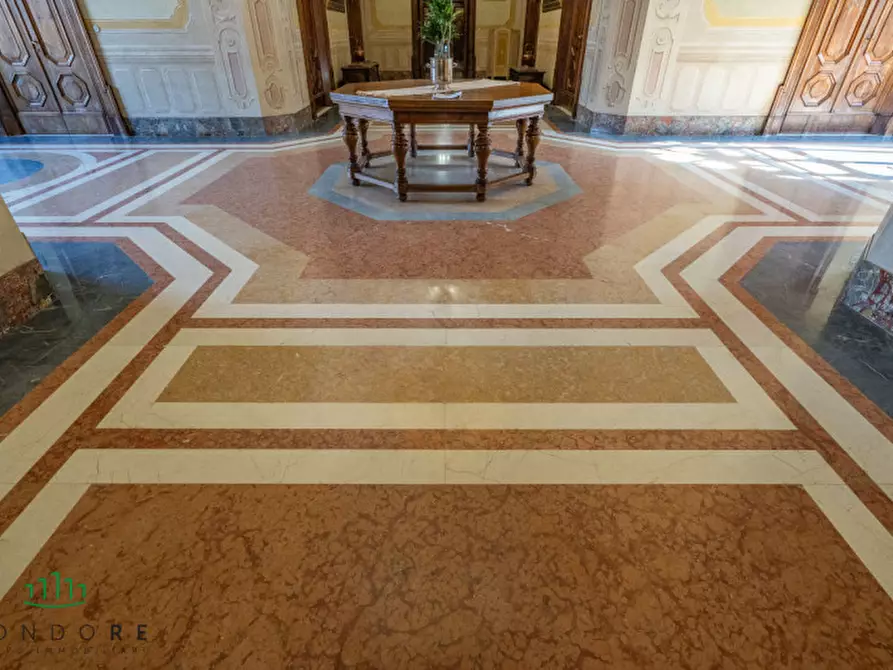 Immagine 82 di Villa in vendita  in Via Saragozza a Bologna