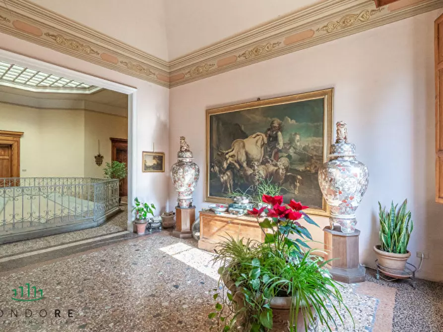 Immagine 90 di Villa in vendita  in Via Saragozza a Bologna