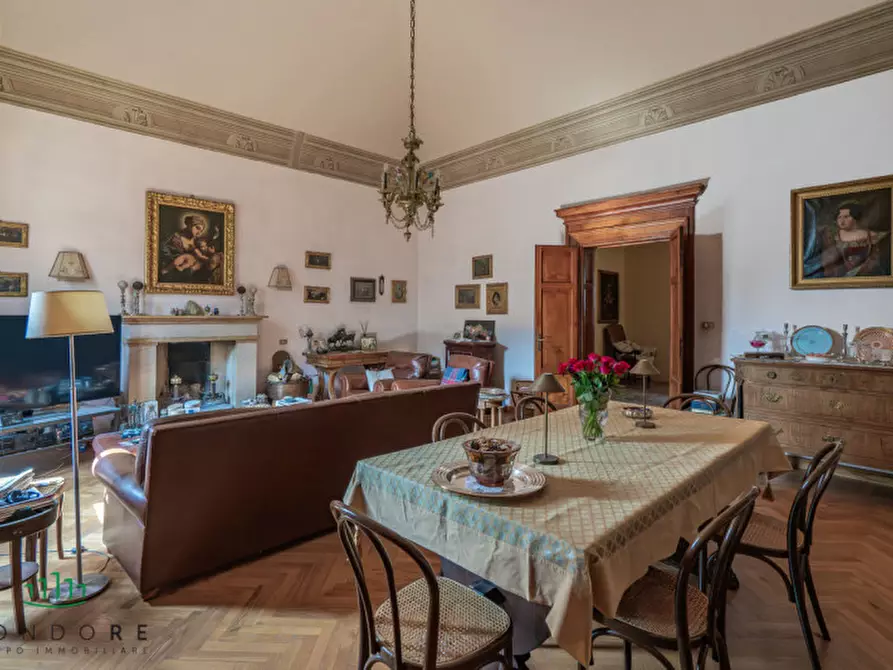 Immagine 101 di Villa in vendita  in Via Saragozza a Bologna