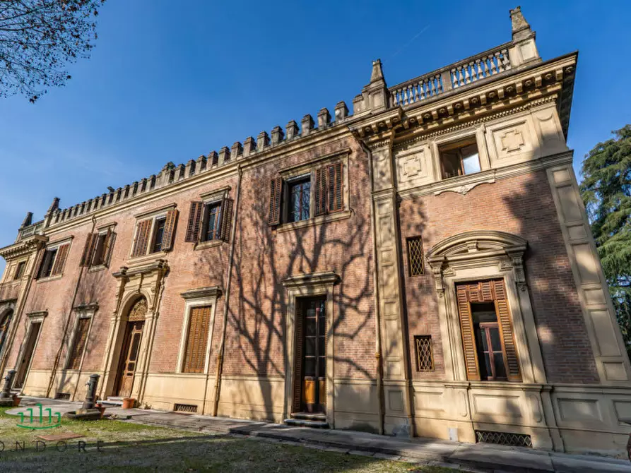 Immagine 106 di Villa in vendita  in Via Saragozza a Bologna