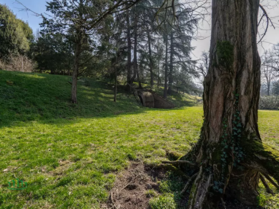Immagine 110 di Villa in vendita  in Via Saragozza a Bologna