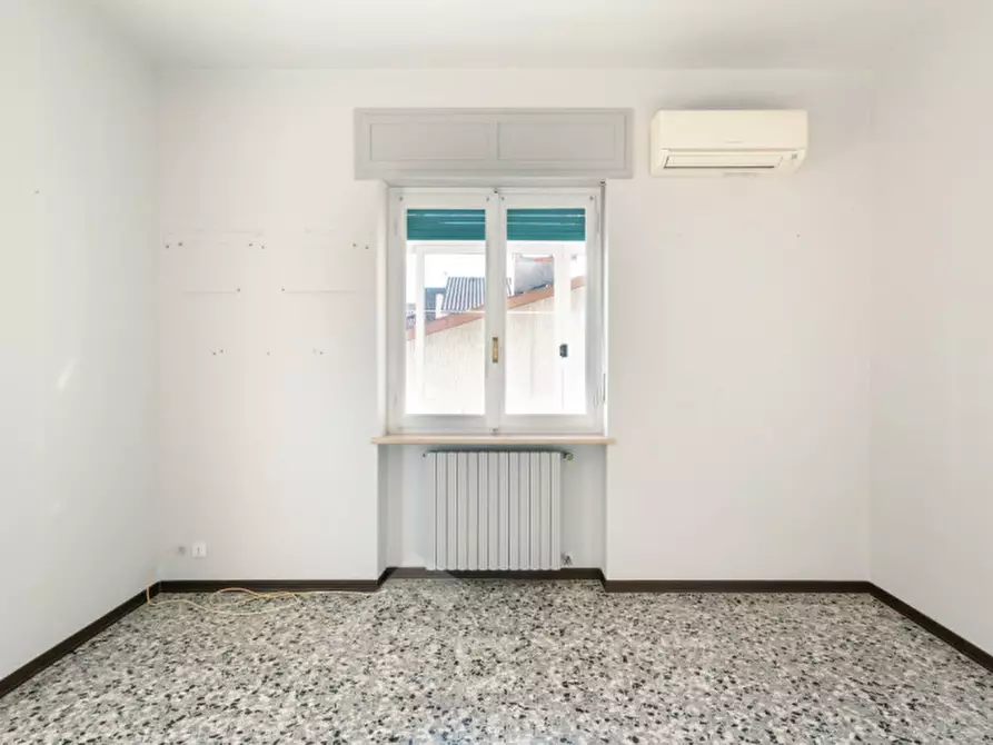 Immagine 10 di Appartamento in vendita  in via monviso,3 a Gattinara