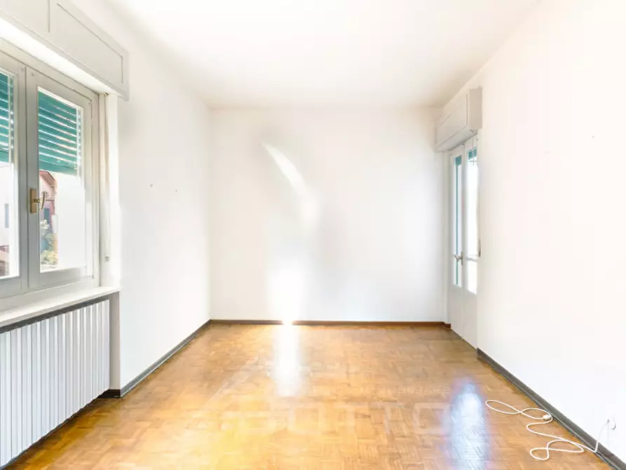 Immagine 13 di Appartamento in vendita  in via monviso,3 a Gattinara