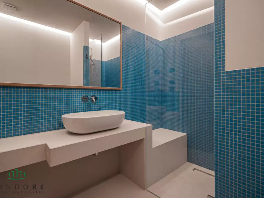 Immagine 17 di Appartamento in affitto  in via Pescherie Vecchie a Bologna