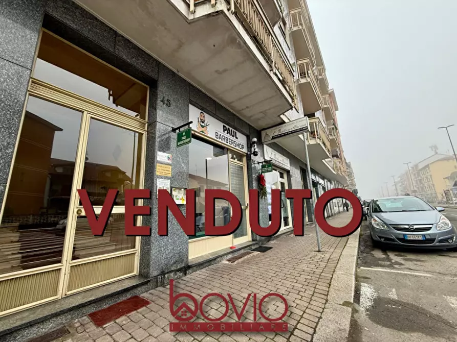 Immagine 1 di Negozio in vendita  in VIA ROMA 45 a San Mauro Torinese
