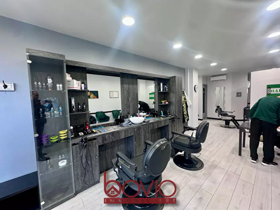 Immagine 4 di Negozio in vendita  in VIA ROMA 45 a San Mauro Torinese