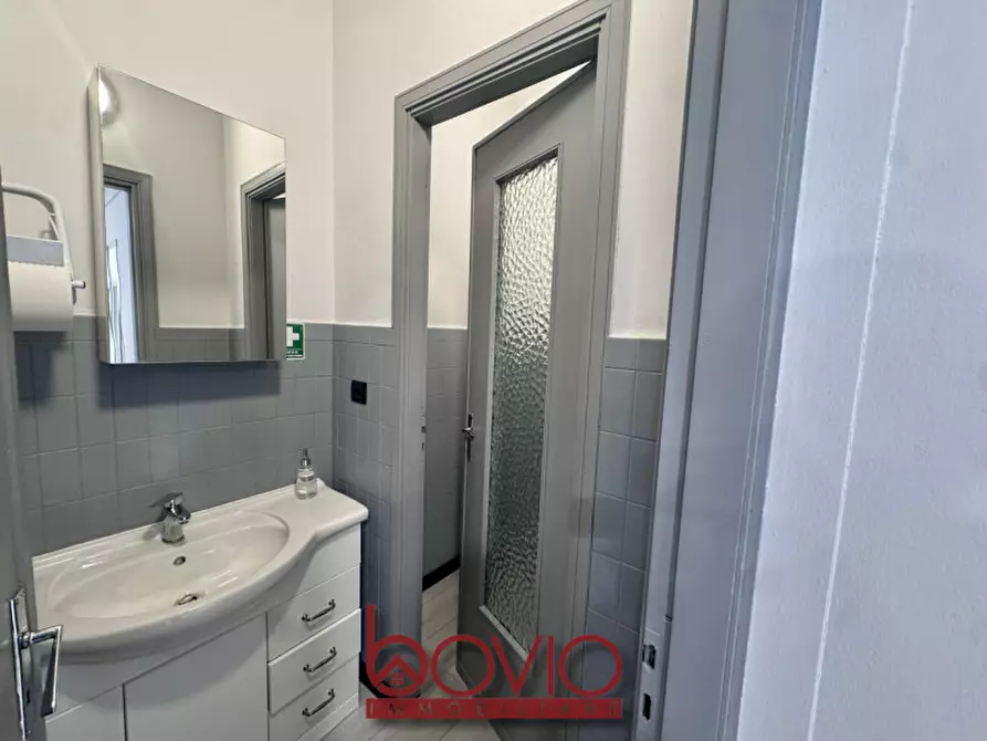 Immagine 24 di Negozio in vendita  in VIA ROMA 45 a San Mauro Torinese