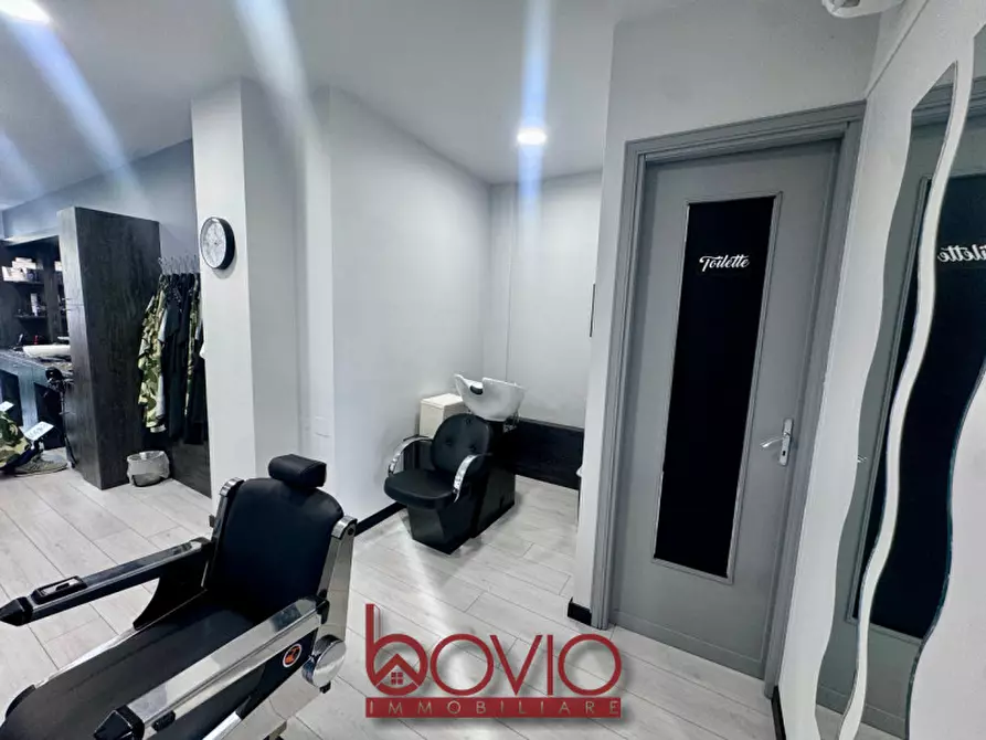 Immagine 27 di Negozio in vendita  in VIA ROMA 45 a San Mauro Torinese