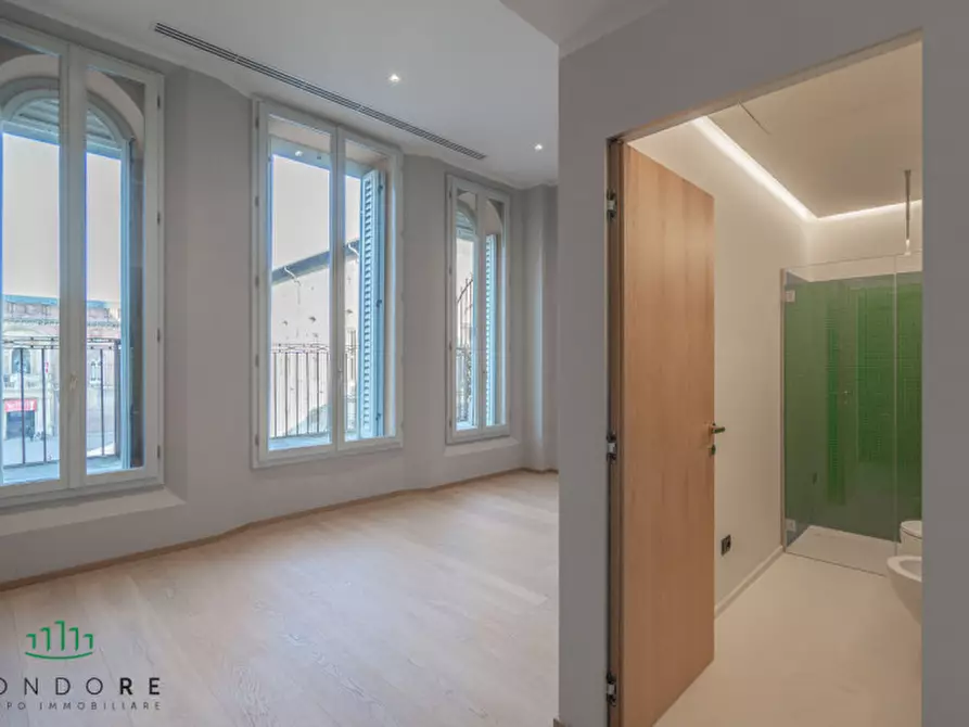 Immagine 7 di Appartamento in vendita  in via Pescherie Vecchie a Bologna