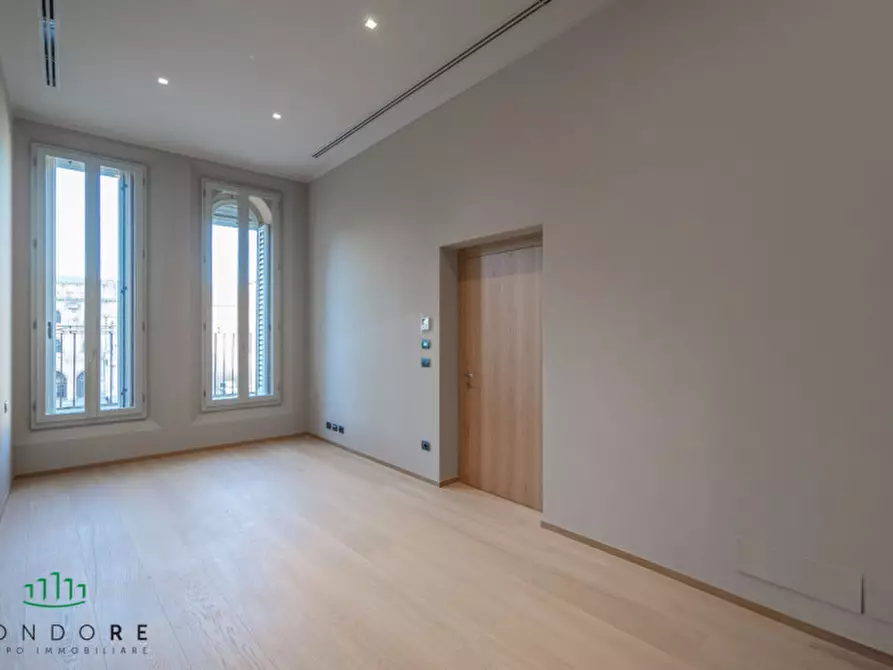 Immagine 13 di Appartamento in vendita  in via Pescherie Vecchie a Bologna