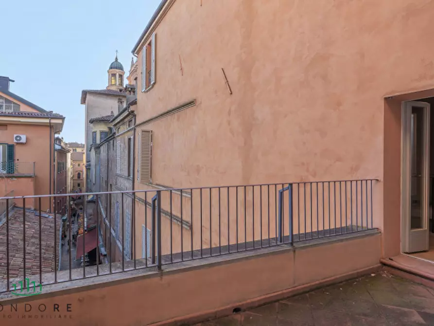 Immagine 27 di Appartamento in vendita  in via Pescherie Vecchie a Bologna