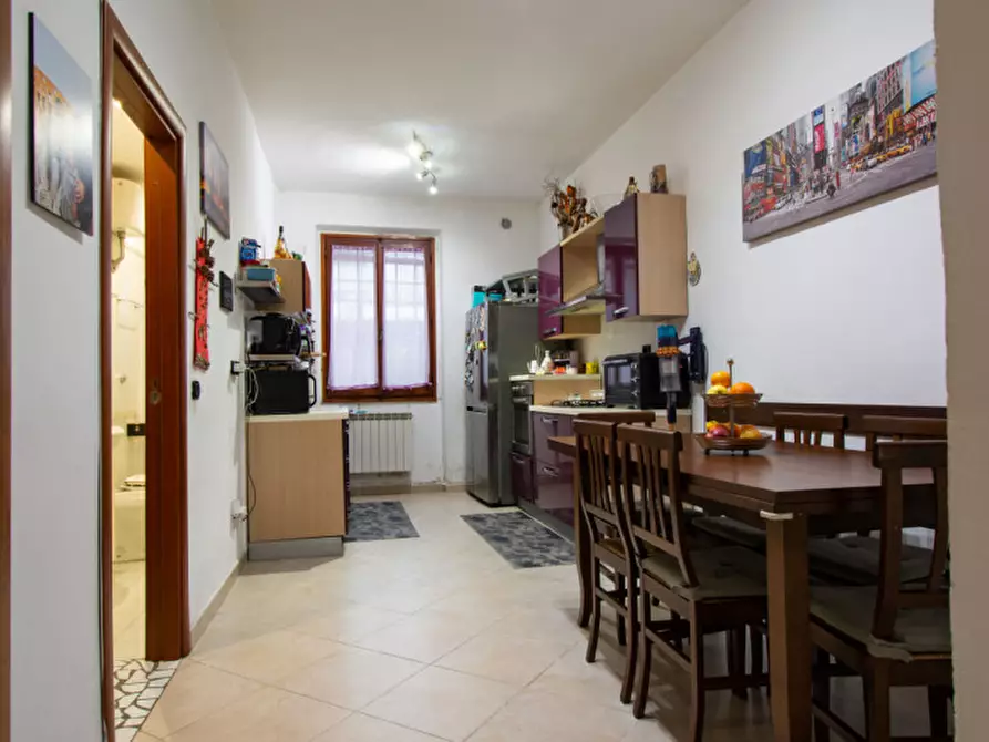 Immagine 3 di Appartamento in vendita  a Prato