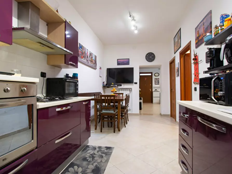 Immagine 7 di Appartamento in vendita  a Prato