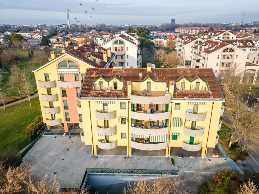 Immagine 35 di Attico in vendita  in via agostino dal pozzo a Padova