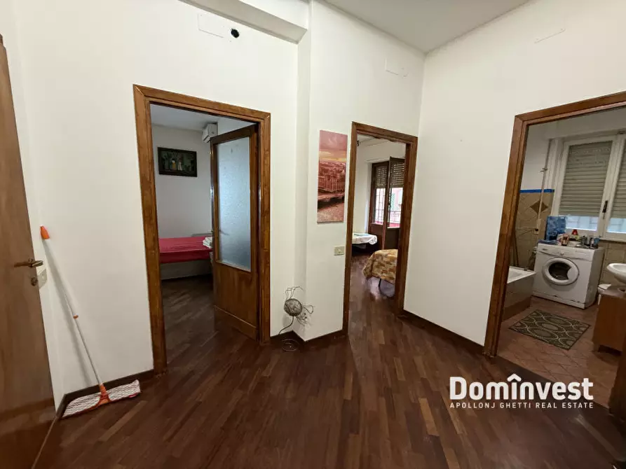 Immagine 4 di Appartamento in vendita  in Via Civitalavinia a Roma