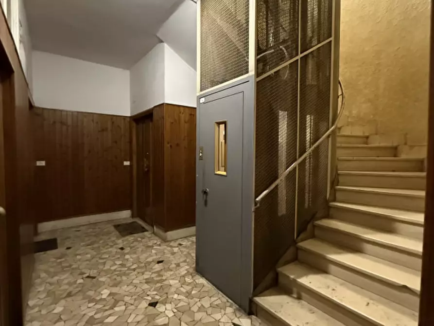 Immagine 7 di Appartamento in vendita  in Via Civitalavinia a Roma
