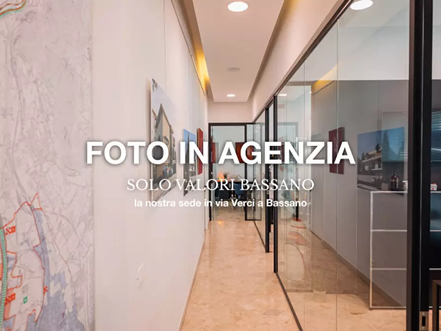 Immagine 4 di Casa trifamiliare in vendita  in Via Europa a Pieve Del Grappa