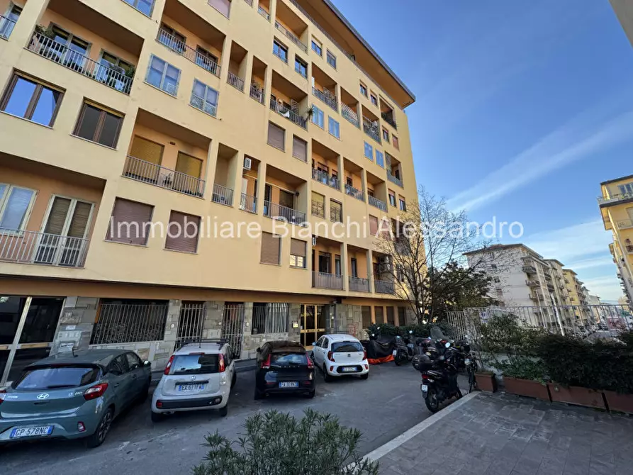Immagine 7 di Appartamento in vendita  in Viale Francesco Redi 149 a Firenze