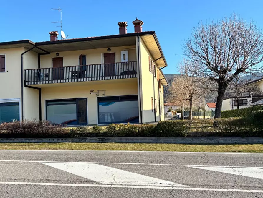 Immagine 2 di Appartamento in vendita  a Tregnago