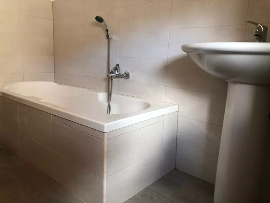 Immagine 32 di Appartamento in affitto  in Via Maltese 104 a Palermo