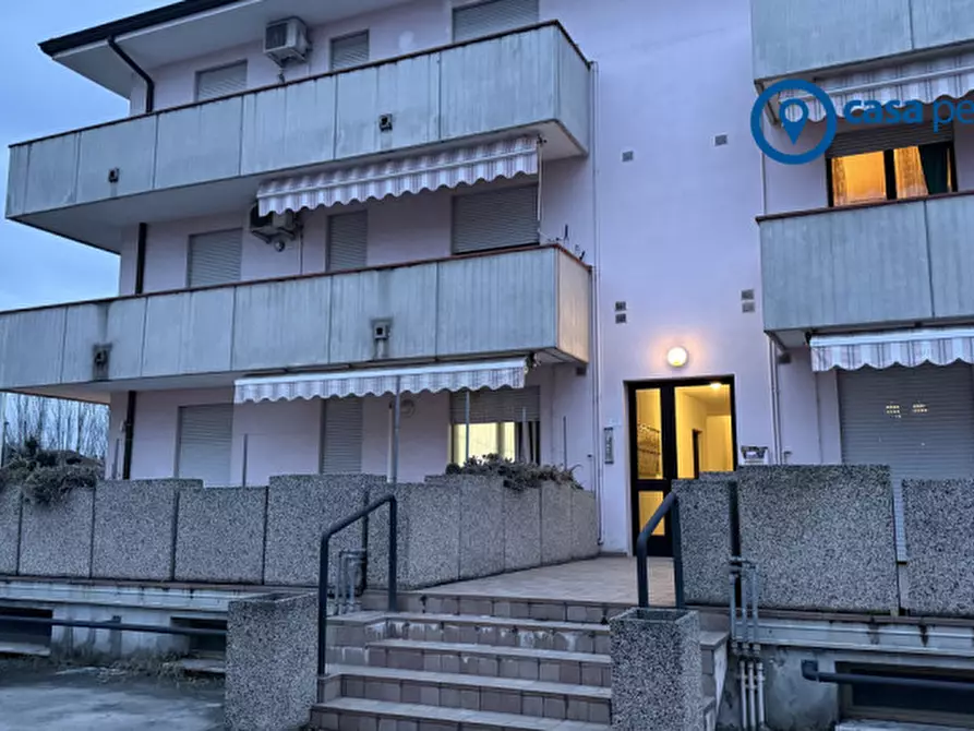 Immagine 13 di Appartamento in vendita  in Via Girolamo Savonarola, 67/F a Rovigo