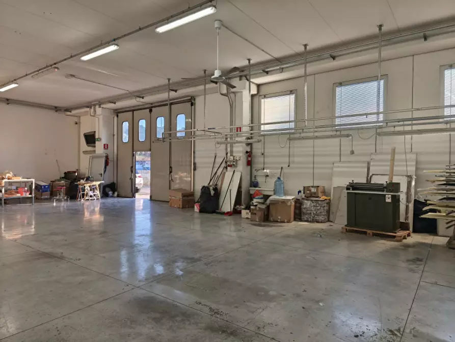 Immagine 7 di Capannone industriale in vendita  in ALCIDE DE GASPERI 25 a Corridonia