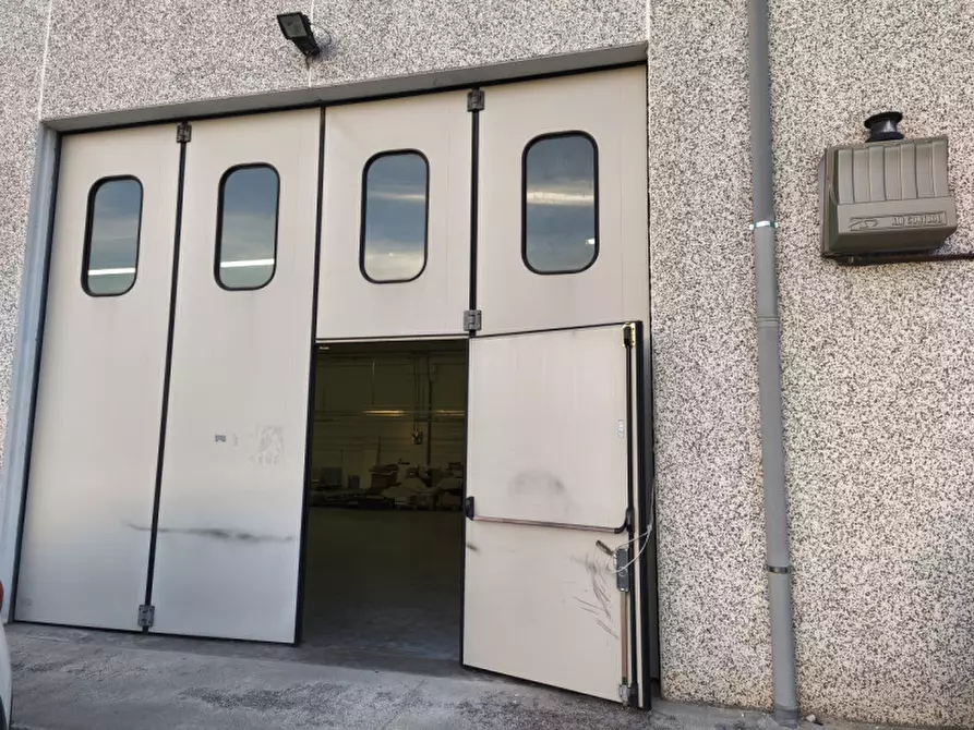 Immagine 16 di Capannone industriale in vendita  in ALCIDE DE GASPERI 25 a Corridonia