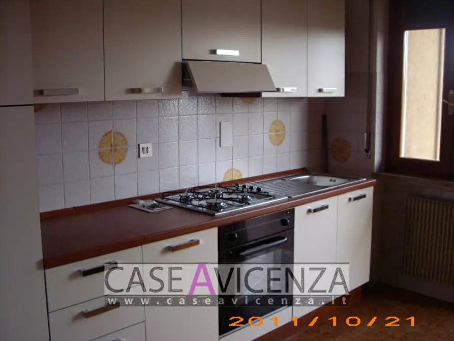Immagine 5 di Appartamento in affitto  in Via Roma a Torri Di Quartesolo