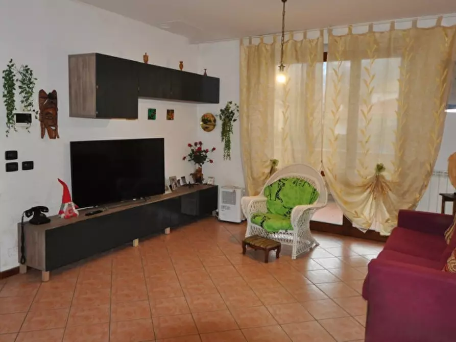 Immagine 3 di Appartamento in vendita  in Via Firenze a Loro Ciuffenna