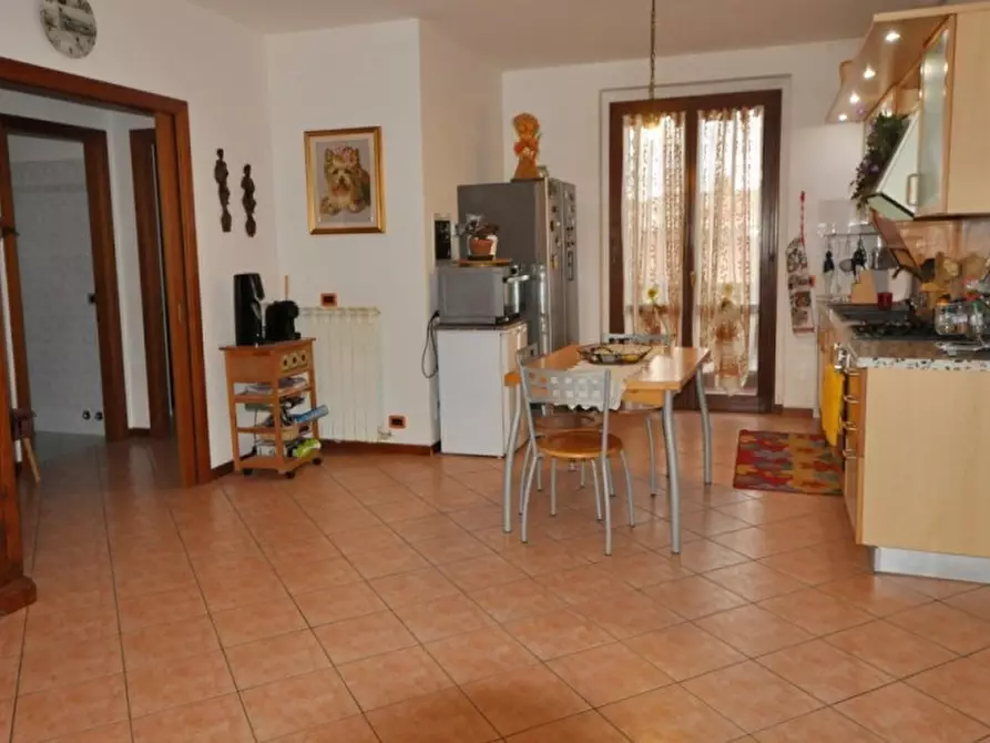 Immagine 4 di Appartamento in vendita  in Via Firenze a Loro Ciuffenna