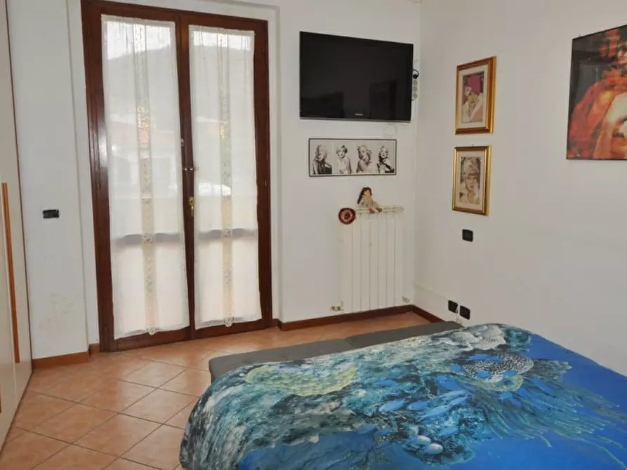 Immagine 11 di Appartamento in vendita  in Via Firenze a Loro Ciuffenna