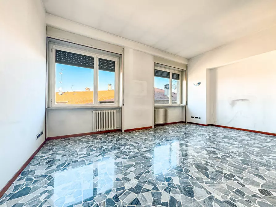 Immagine 2 di Appartamento in vendita  in corso sempione 27 a Borgomanero