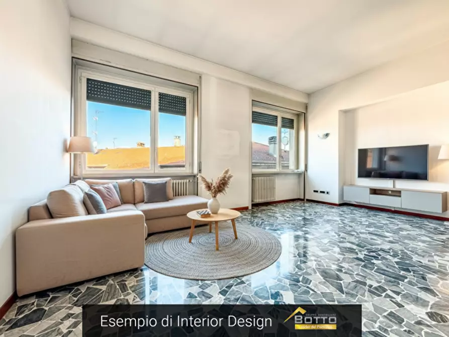 Immagine 2 di Appartamento in vendita  in corso sempione 27 a Borgomanero