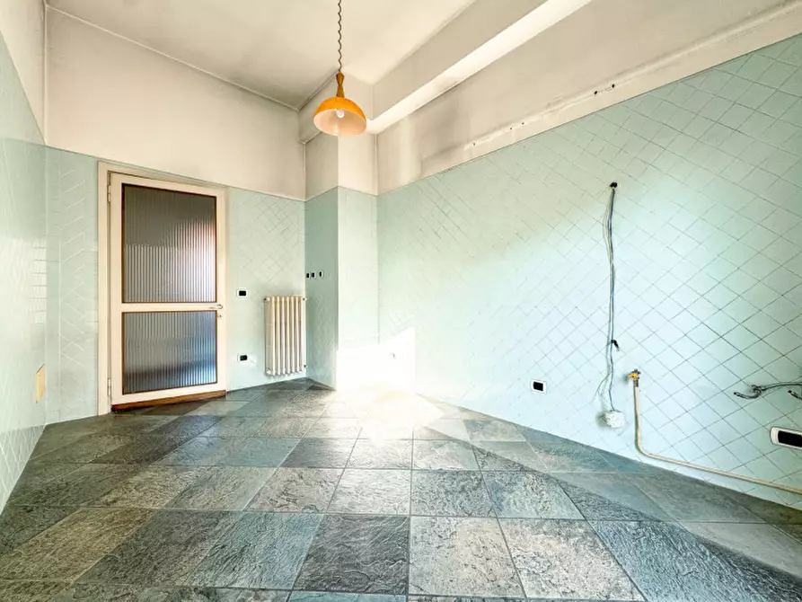 Immagine 9 di Appartamento in vendita  in corso sempione 27 a Borgomanero