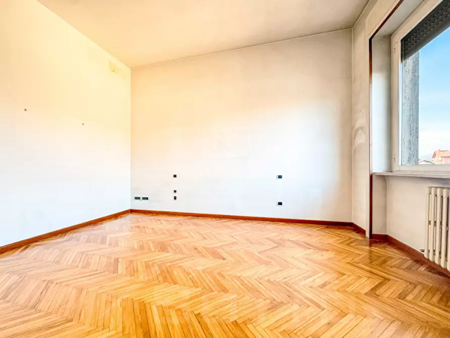 Immagine 11 di Appartamento in vendita  in corso sempione 27 a Borgomanero