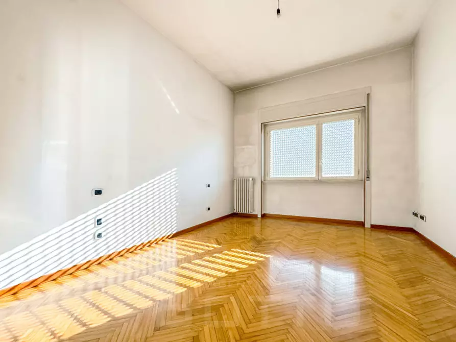 Immagine 15 di Appartamento in vendita  in corso sempione 27 a Borgomanero