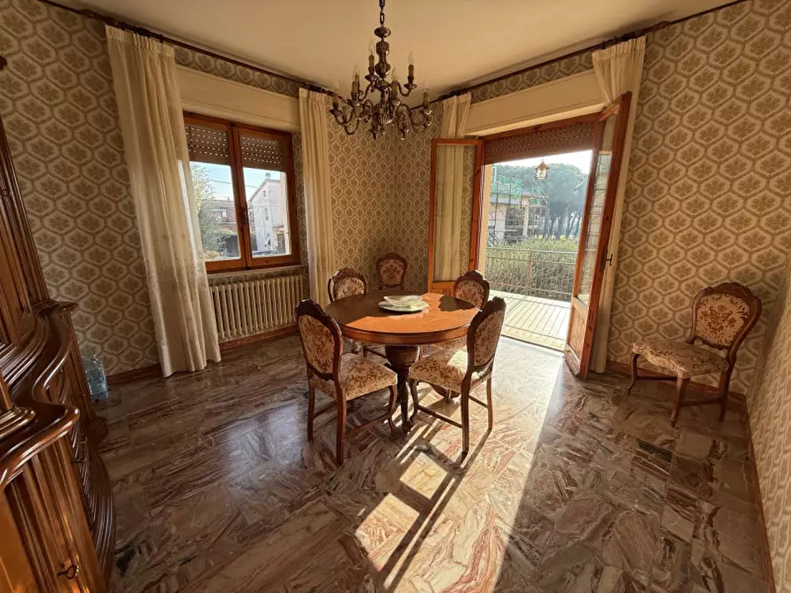 Immagine 7 di Casa indipendente in vendita  in Piazza Aeronautica a Castiglione Del Lago