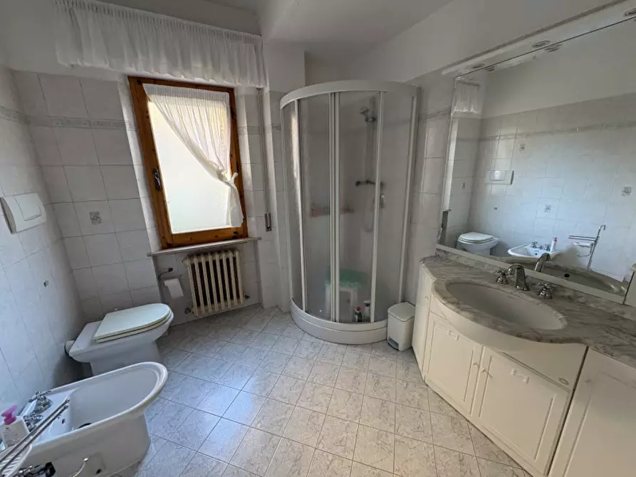 Immagine 13 di Casa indipendente in vendita  in Piazza Aeronautica a Castiglione Del Lago