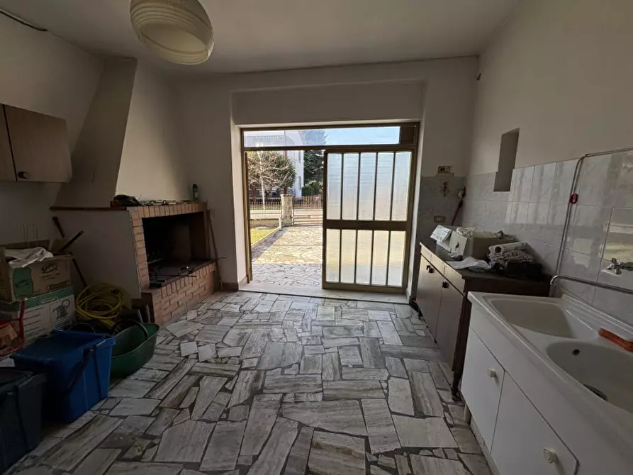 Immagine 22 di Casa indipendente in vendita  in Piazza Aeronautica a Castiglione Del Lago