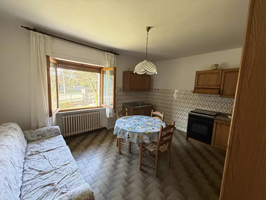 Immagine 28 di Casa indipendente in vendita  in Piazza Aeronautica a Castiglione Del Lago