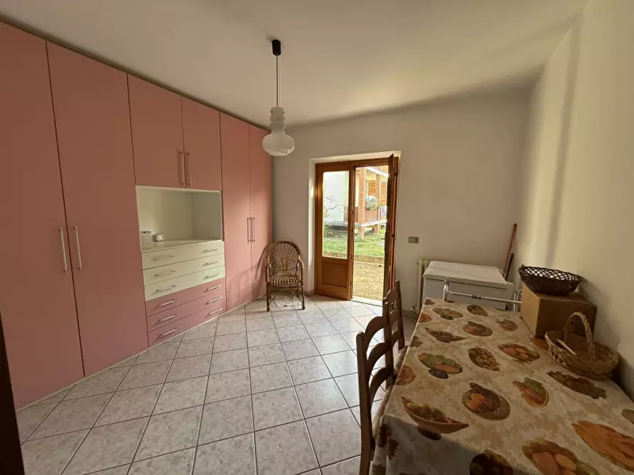 Immagine 33 di Casa indipendente in vendita  in Piazza Aeronautica a Castiglione Del Lago