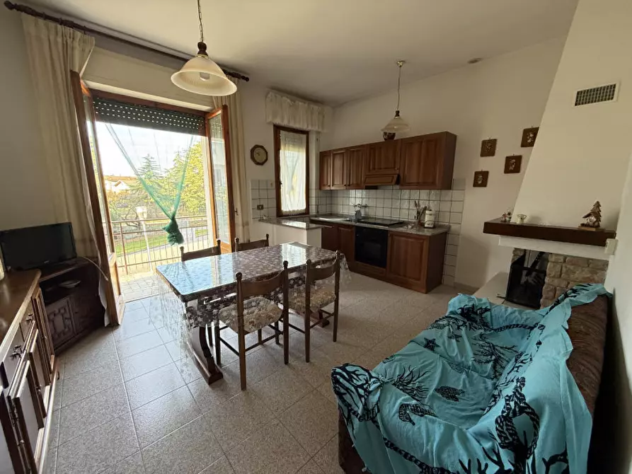 Immagine 37 di Casa indipendente in vendita  in Piazza Aeronautica a Castiglione Del Lago