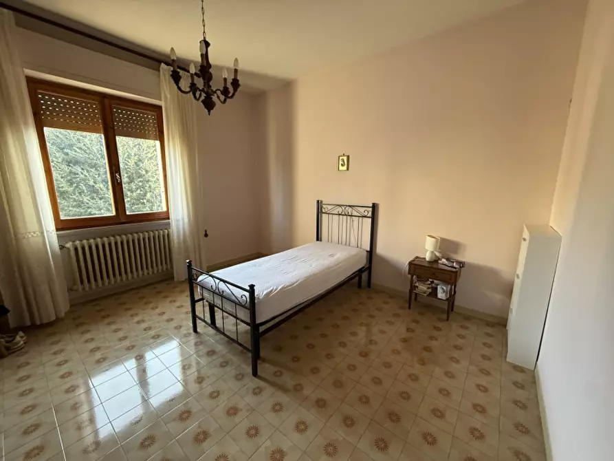 Immagine 40 di Casa indipendente in vendita  in Piazza Aeronautica a Castiglione Del Lago